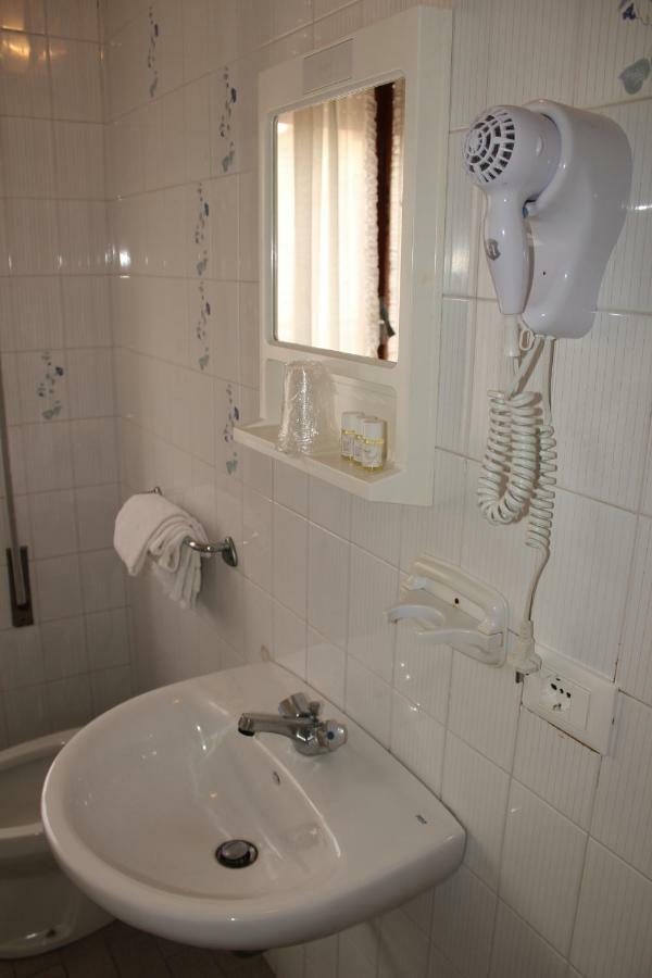 Hotel Caravel Sottomarina Esterno foto